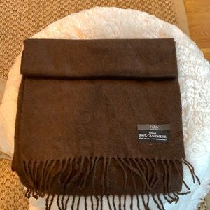 Brown cashmere scarf folio New York